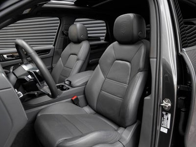 2023 Porsche Cayenne Cayenne (MY23)