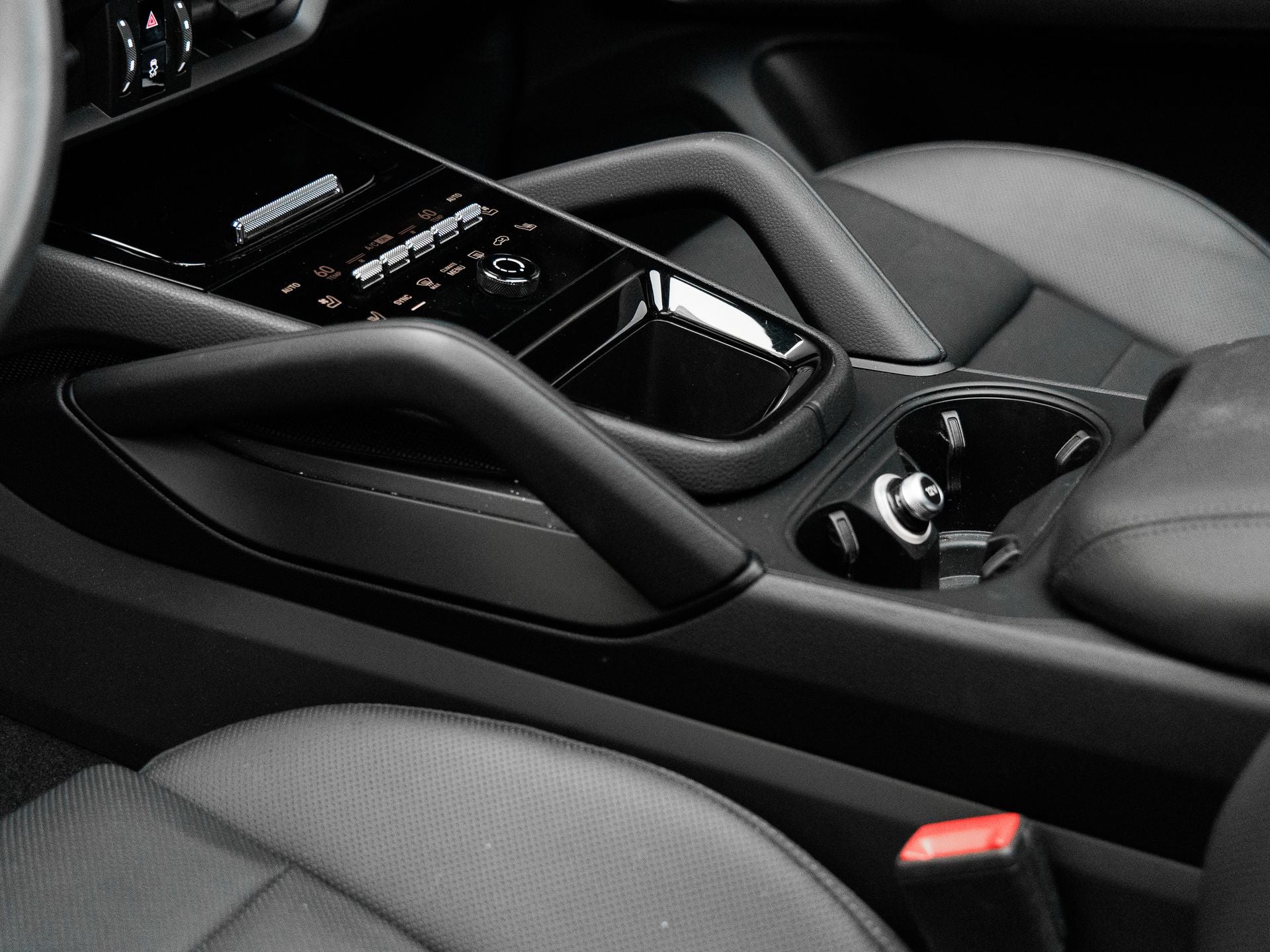 2025 Porsche Cayenne Base