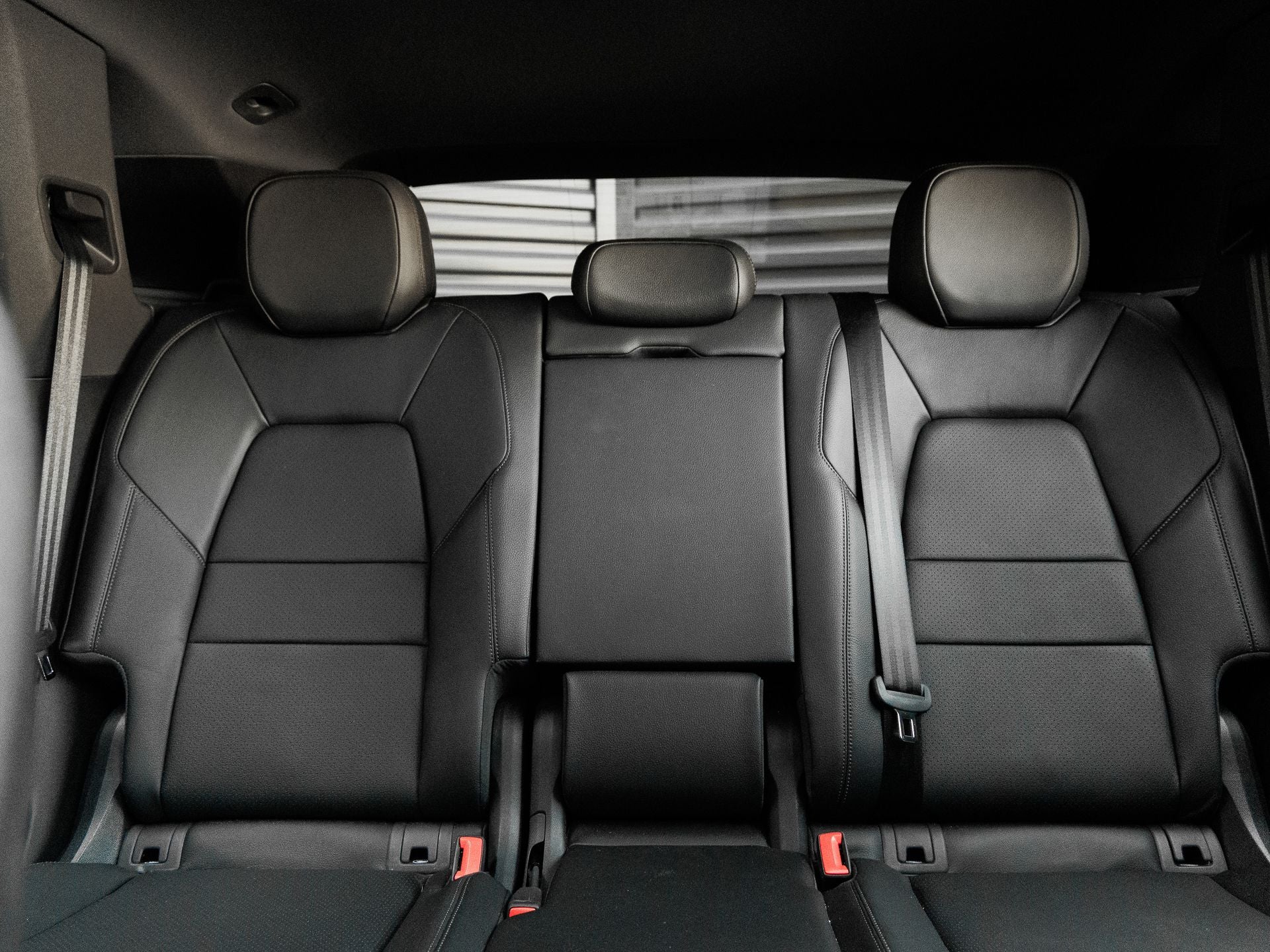 2025 Porsche Cayenne Base