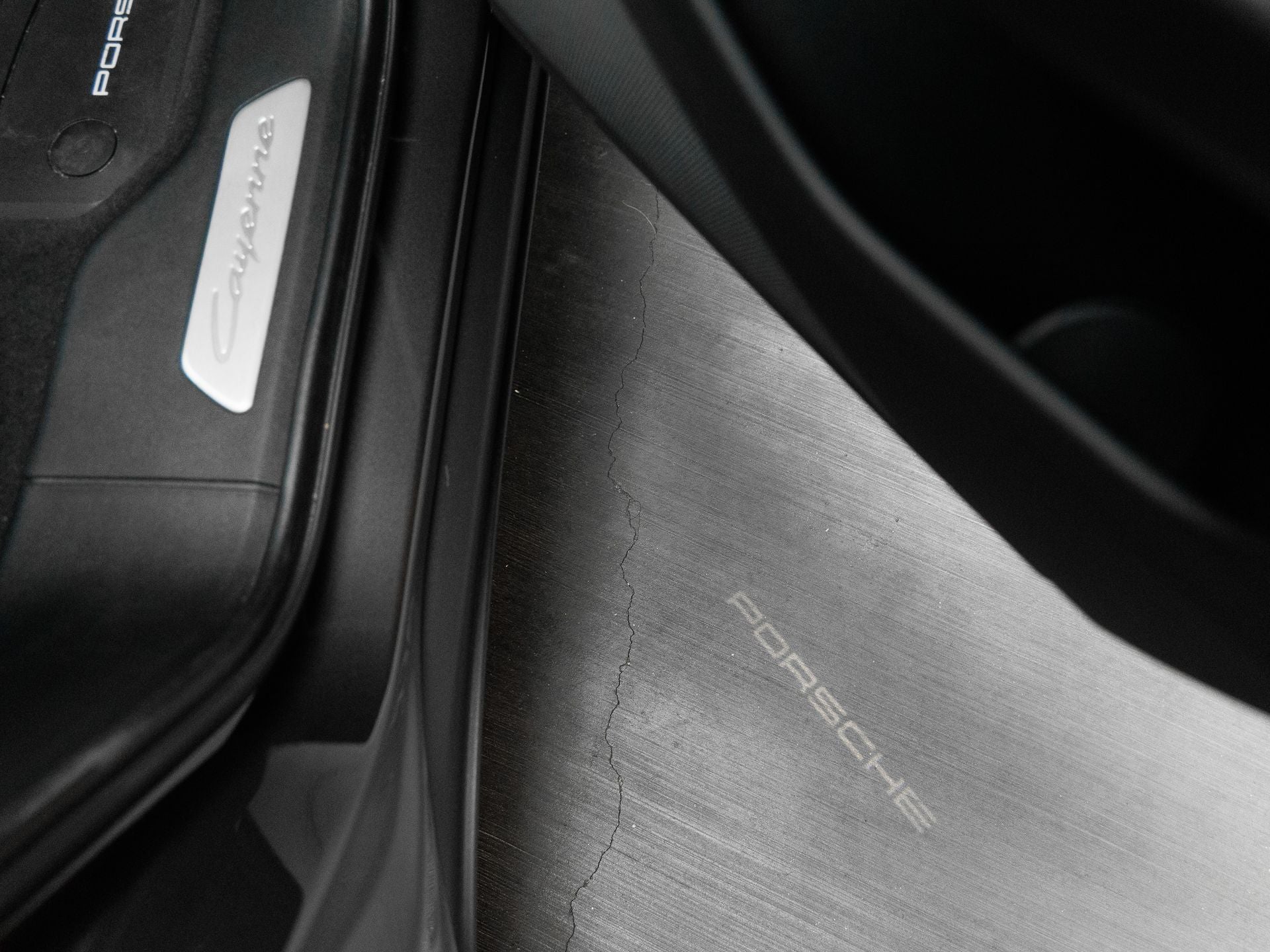 2025 Porsche Cayenne Base