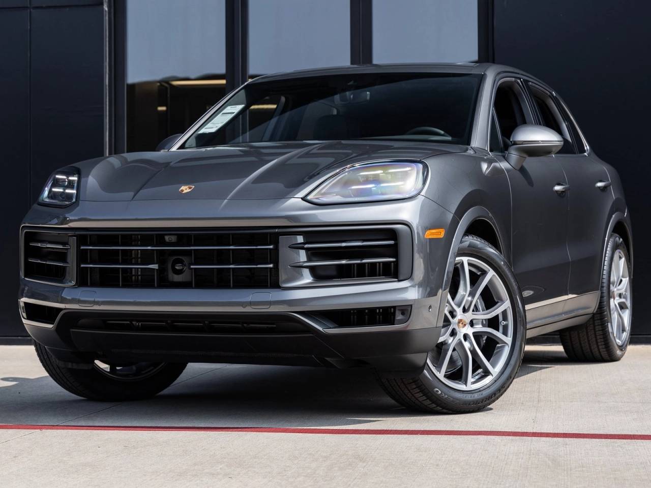 2025 Porsche Cayenne Base