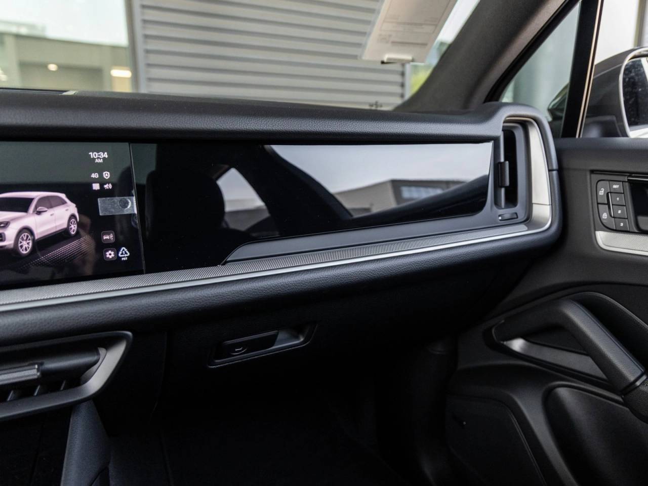 2025 Porsche Cayenne Base