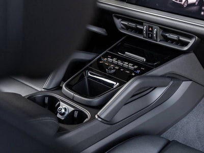 2025 Porsche Cayenne Base