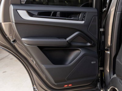 2025 Porsche Cayenne Base