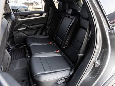 2025 Porsche Cayenne Base