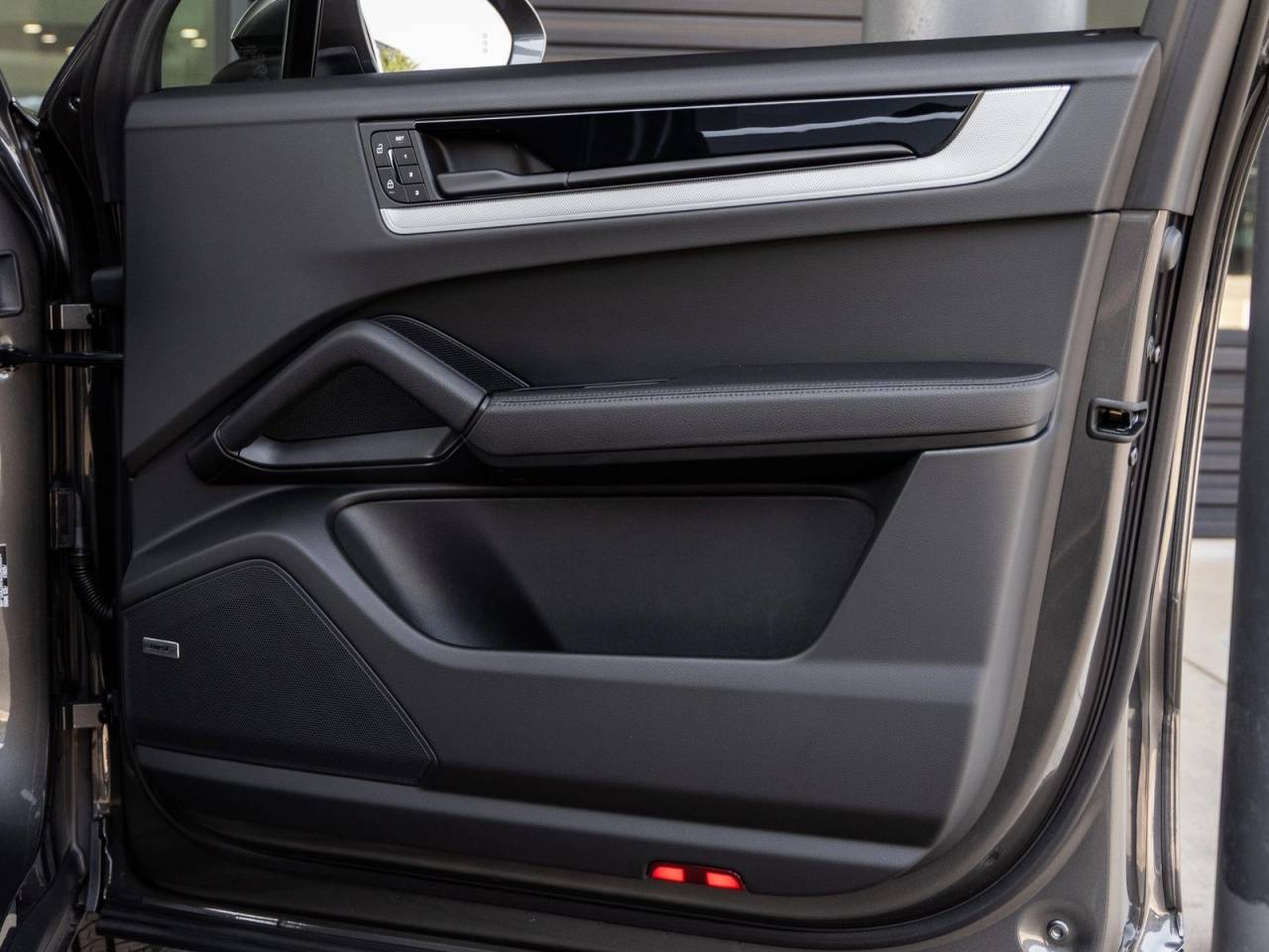 2025 Porsche Cayenne Base