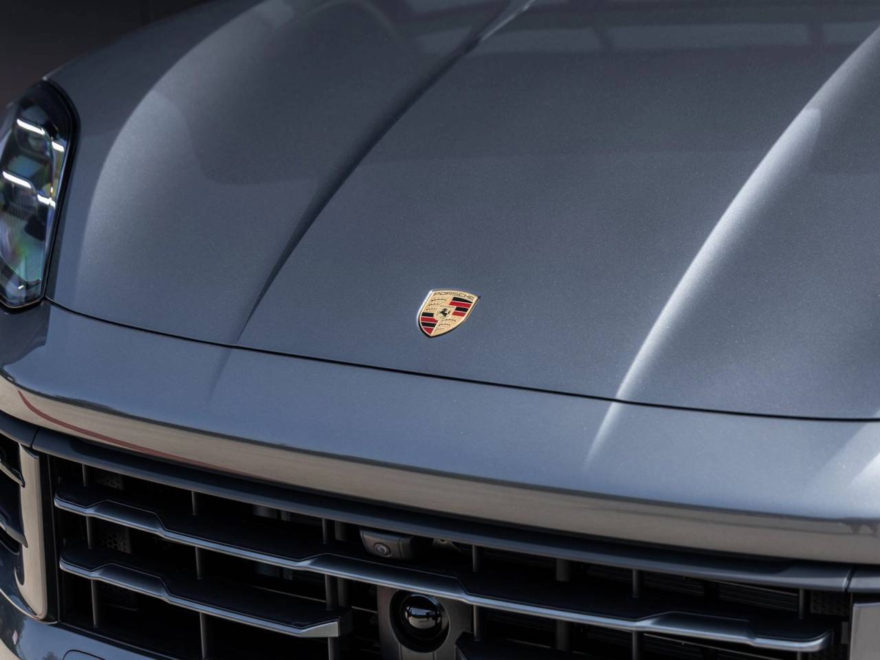 2025 Porsche Cayenne Base