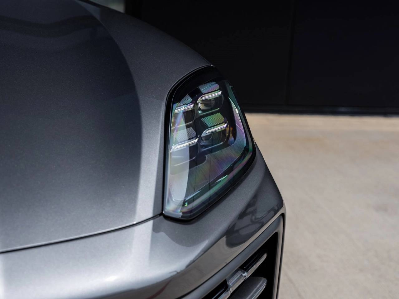 2025 Porsche Cayenne Base