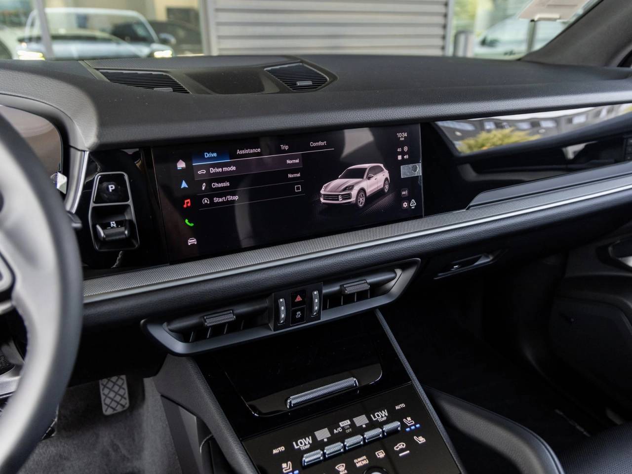 2025 Porsche Cayenne Base