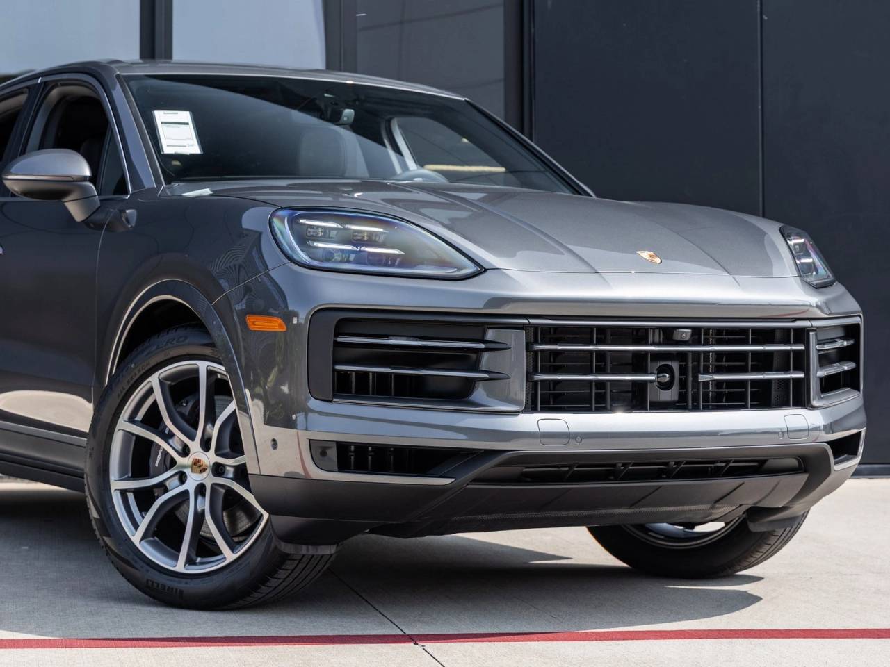 2025 Porsche Cayenne Base