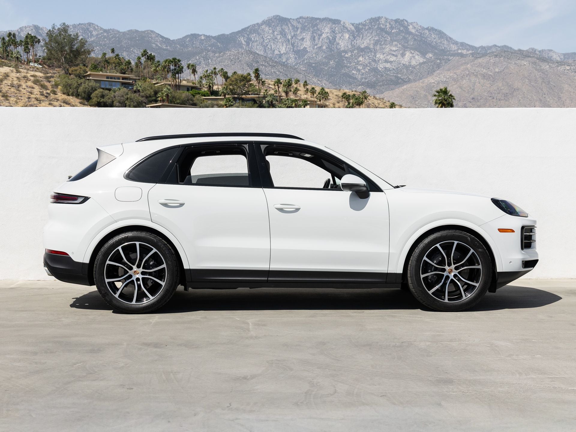 2025 Porsche Cayenne Base