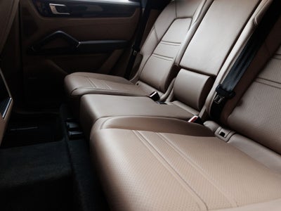 2019 Porsche Cayenne Cayenne