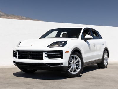 2025 Porsche Cayenne Base