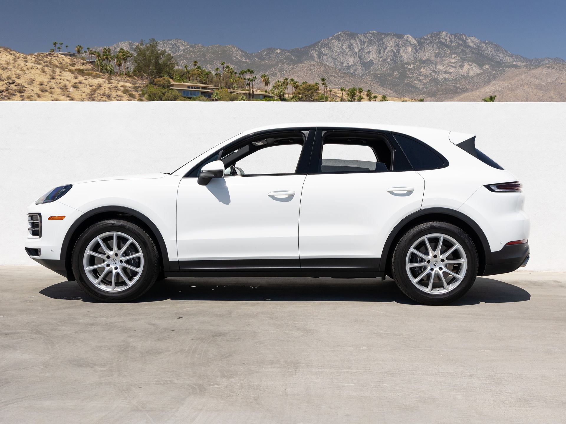 2025 Porsche Cayenne Base