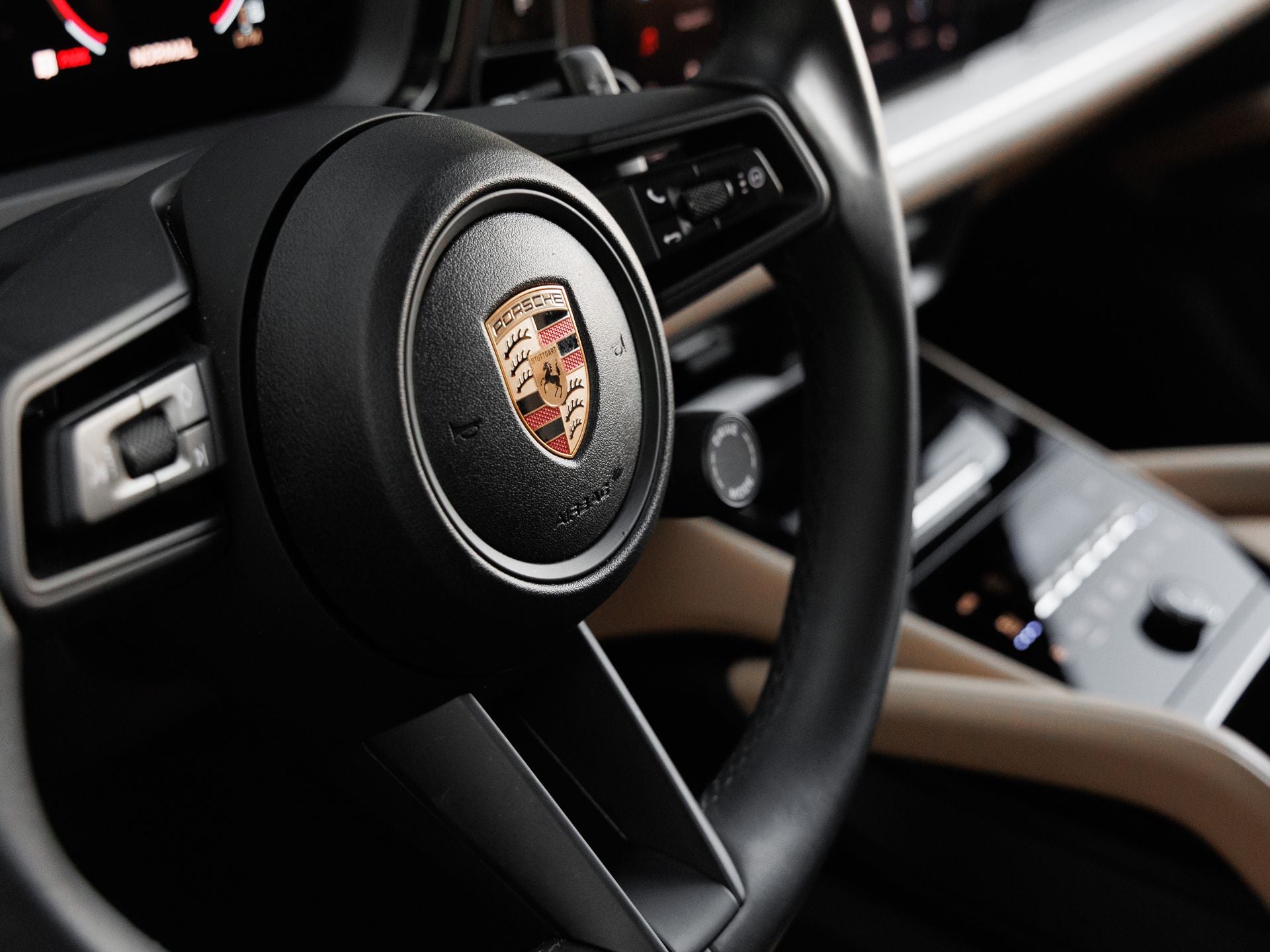 2025 Porsche Cayenne Base