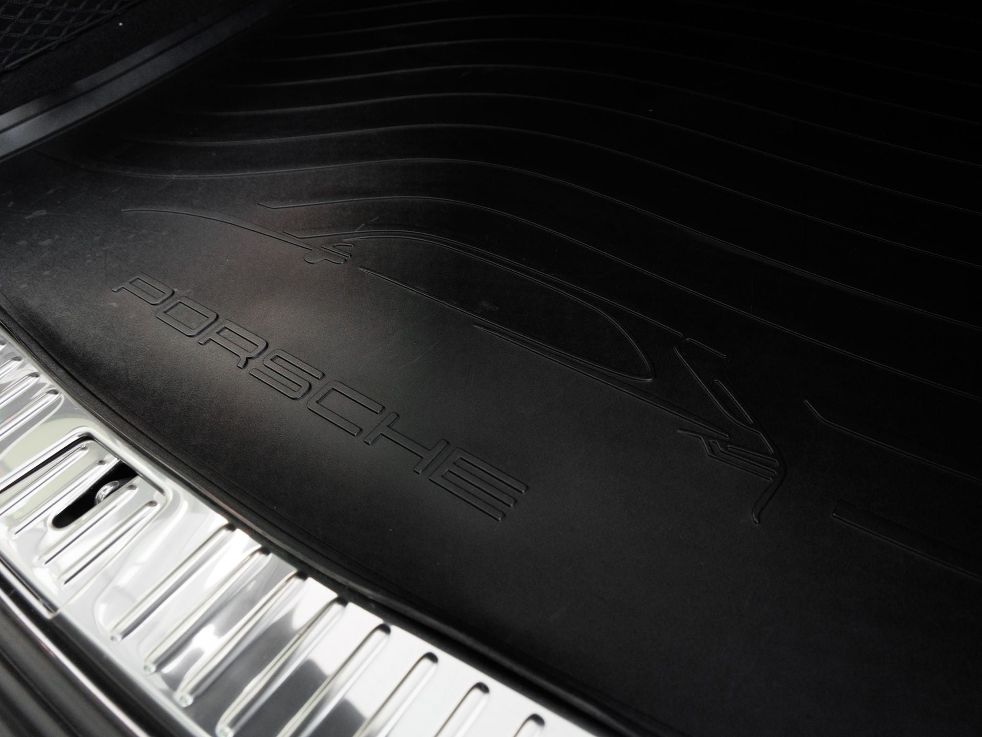 2025 Porsche Cayenne Base