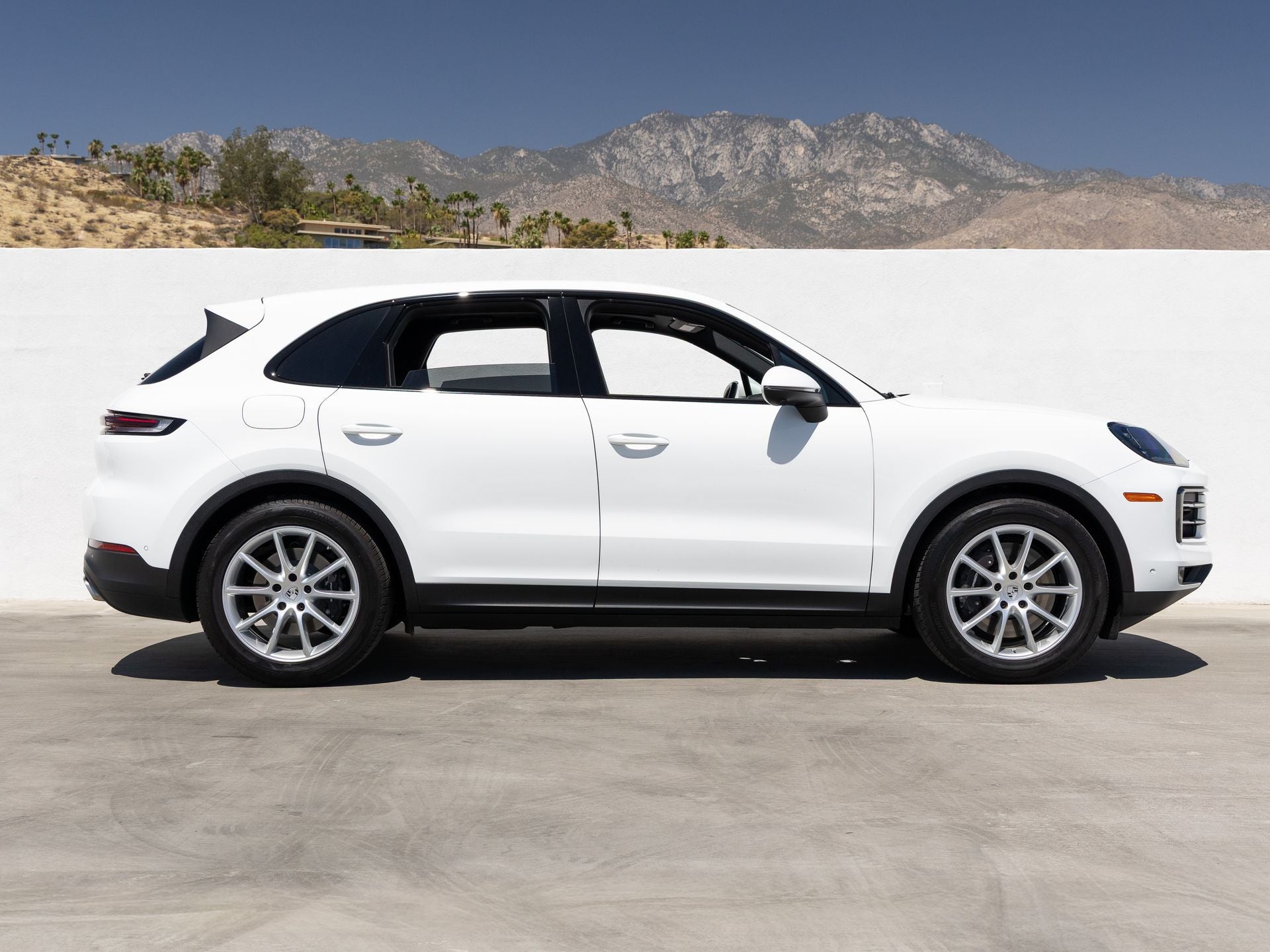 2025 Porsche Cayenne Base