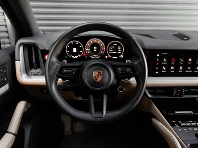 2025 Porsche Cayenne Base