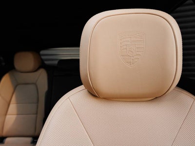 2025 Porsche Cayenne Base