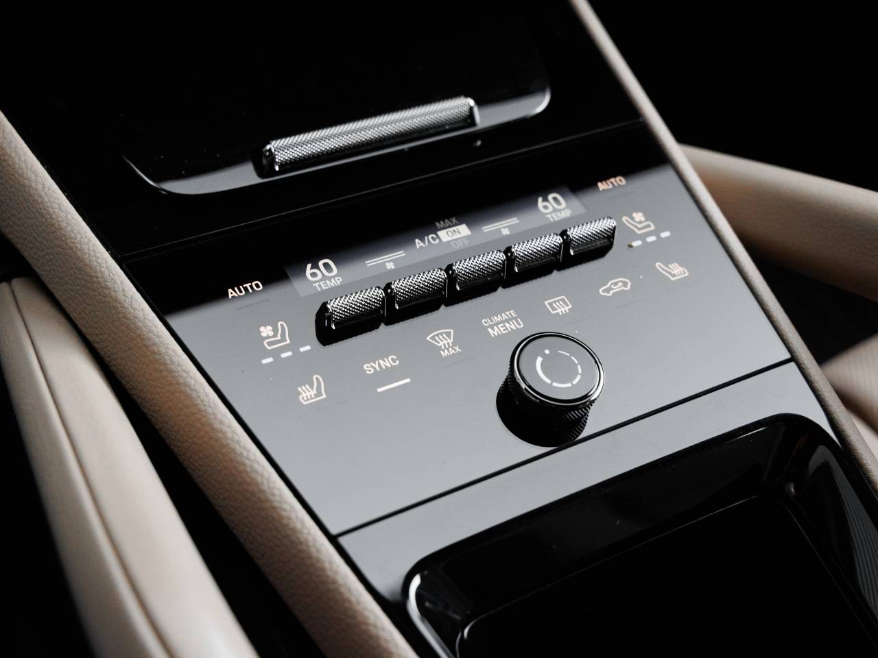 2025 Porsche Cayenne Base