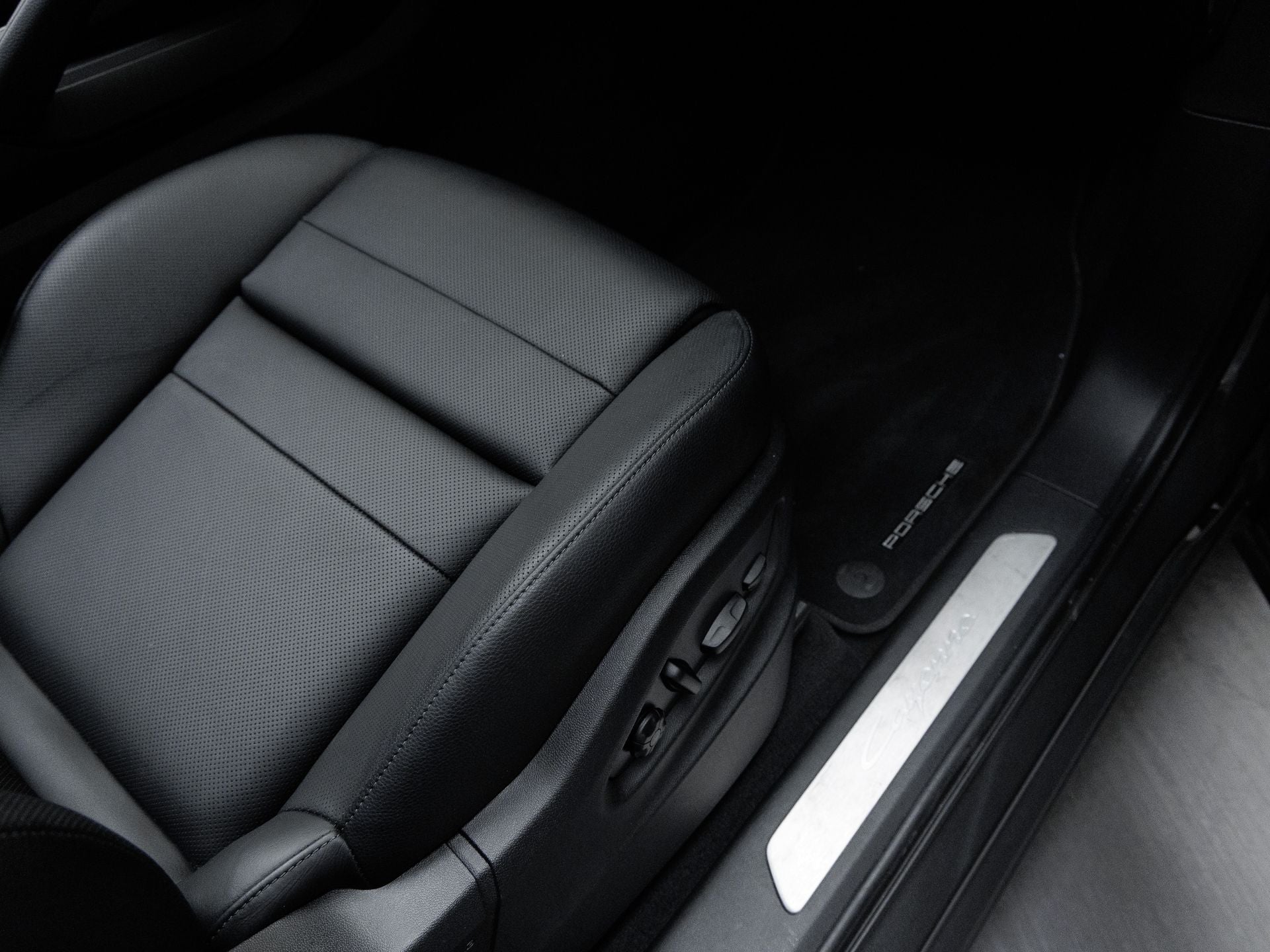2024 Porsche Cayenne Cayenne (MY24)