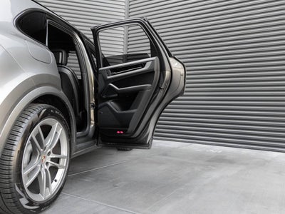 2024 Porsche Cayenne Cayenne (MY24)