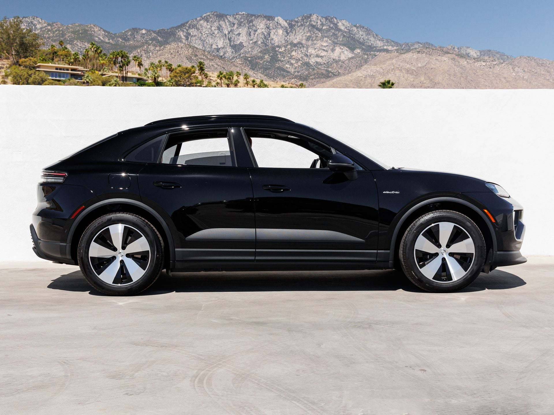 2026 Porsche Macan 4 Electric