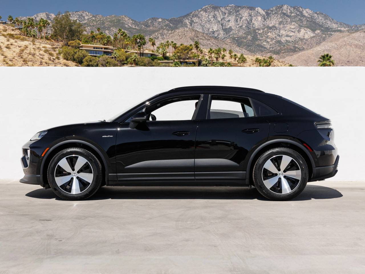 2026 Porsche Macan 4 Electric