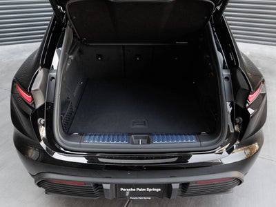 2026 Porsche Macan 4 Electric