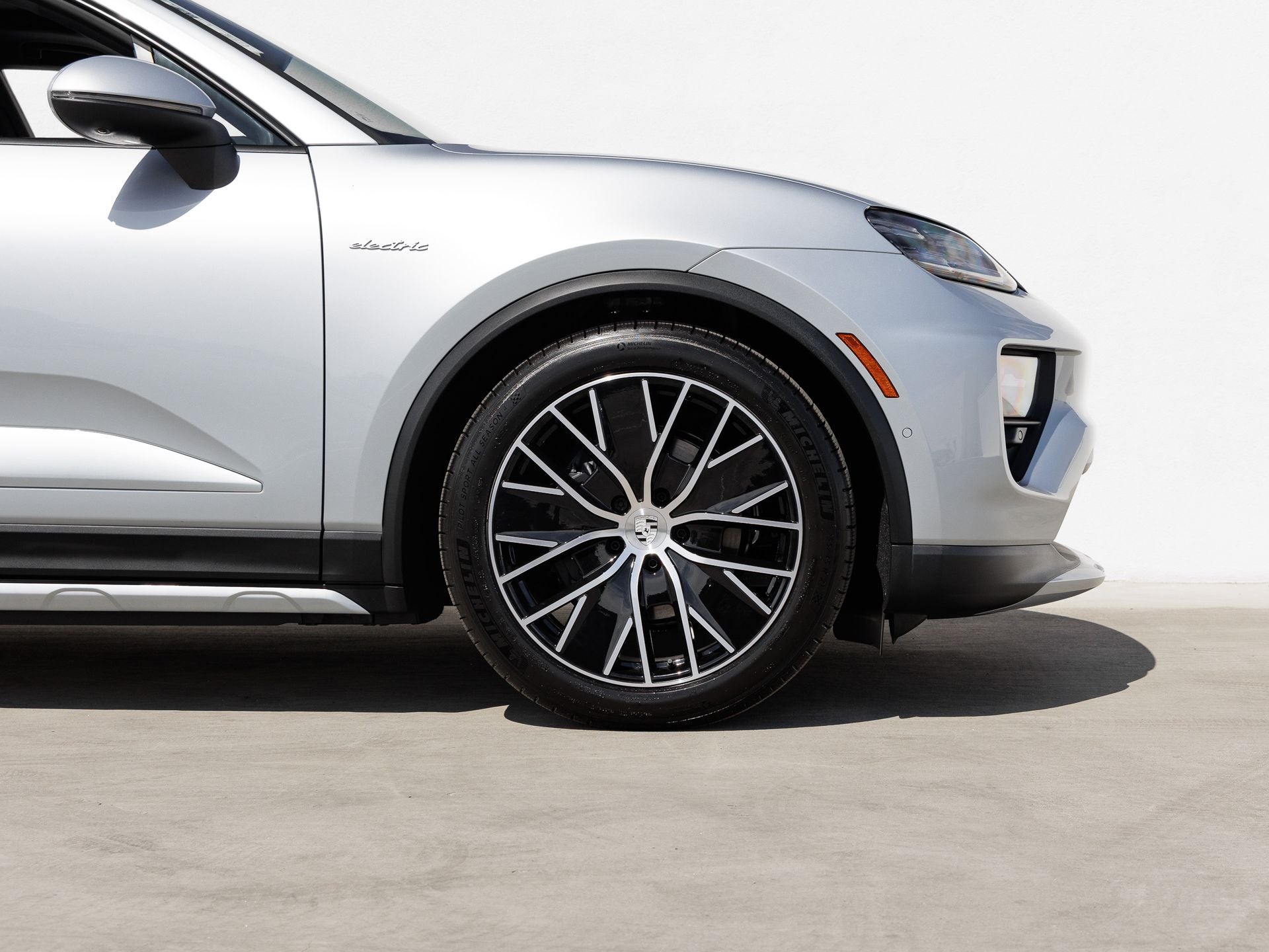 2026 Porsche Macan Macan 4 Electric