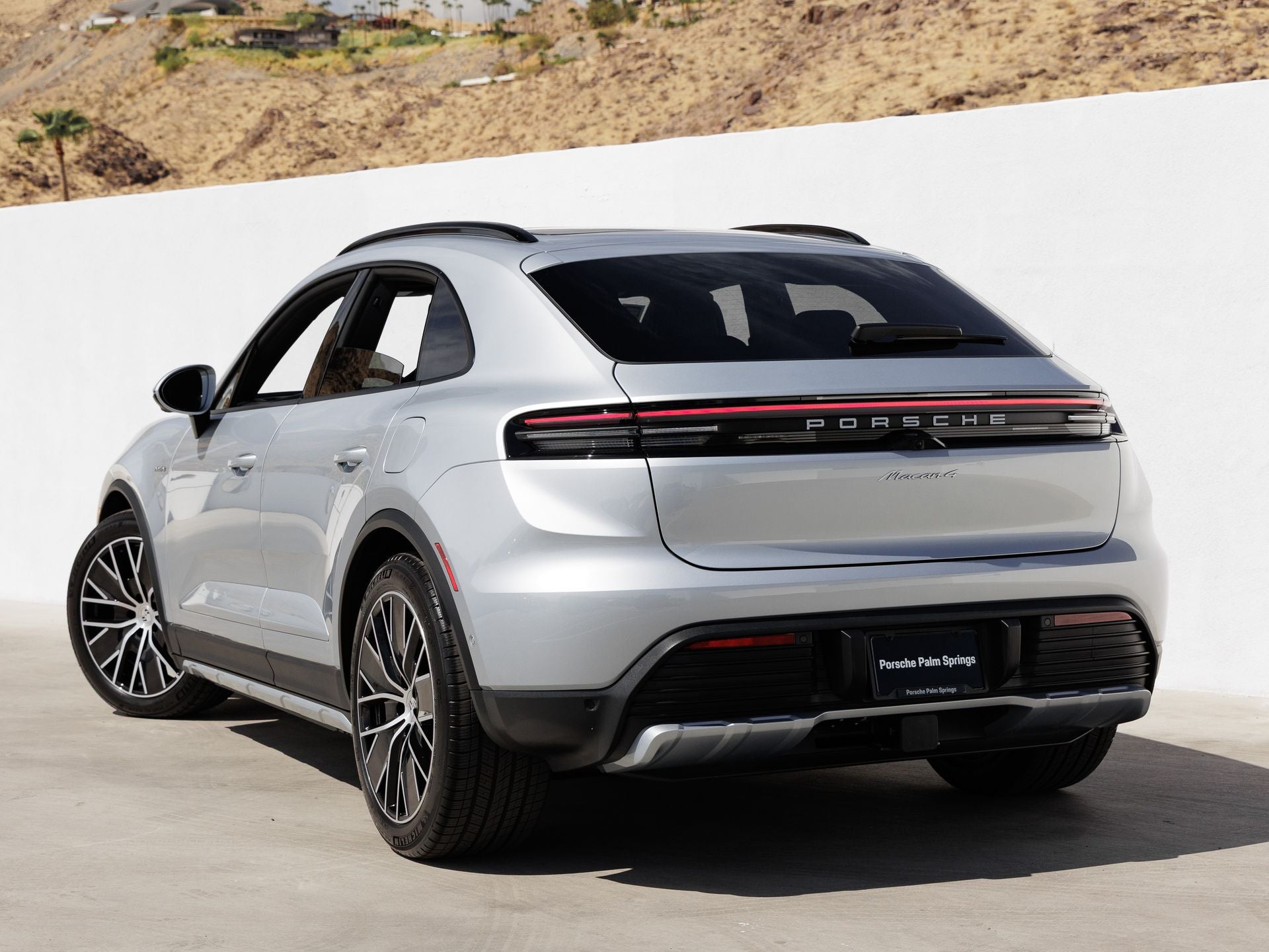 2026 Porsche Macan Macan 4 Electric