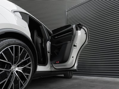 2026 Porsche Macan Macan 4 Electric