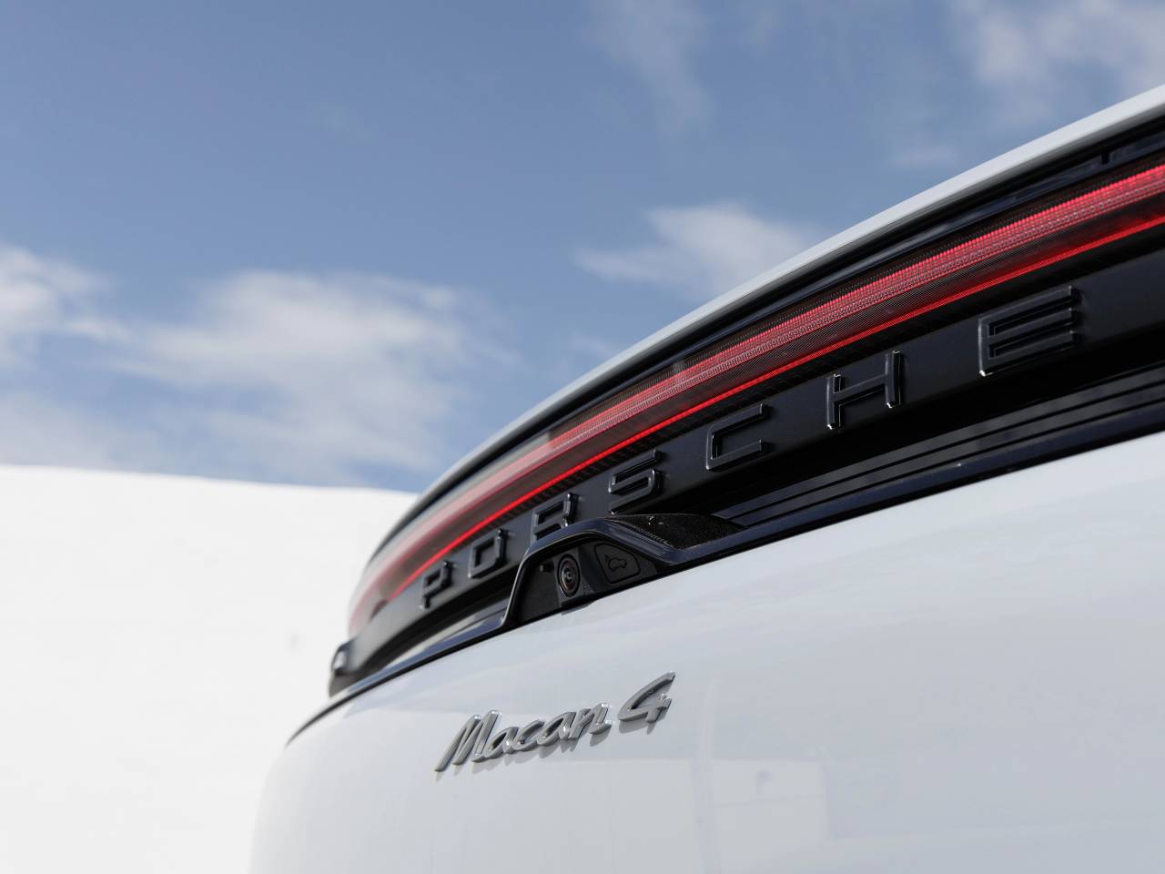 2026 Porsche Macan Macan 4 Electric