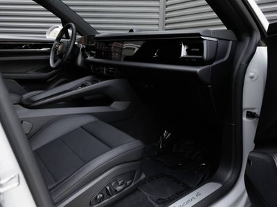 2026 Porsche Macan Macan 4 Electric