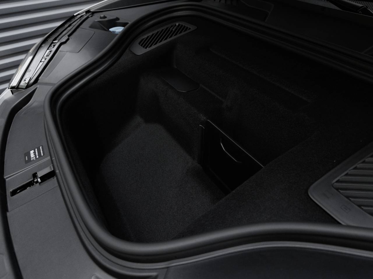 2026 Porsche Macan Macan 4 Electric