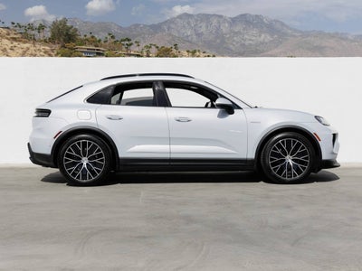 2026 Porsche Macan Macan 4 Electric