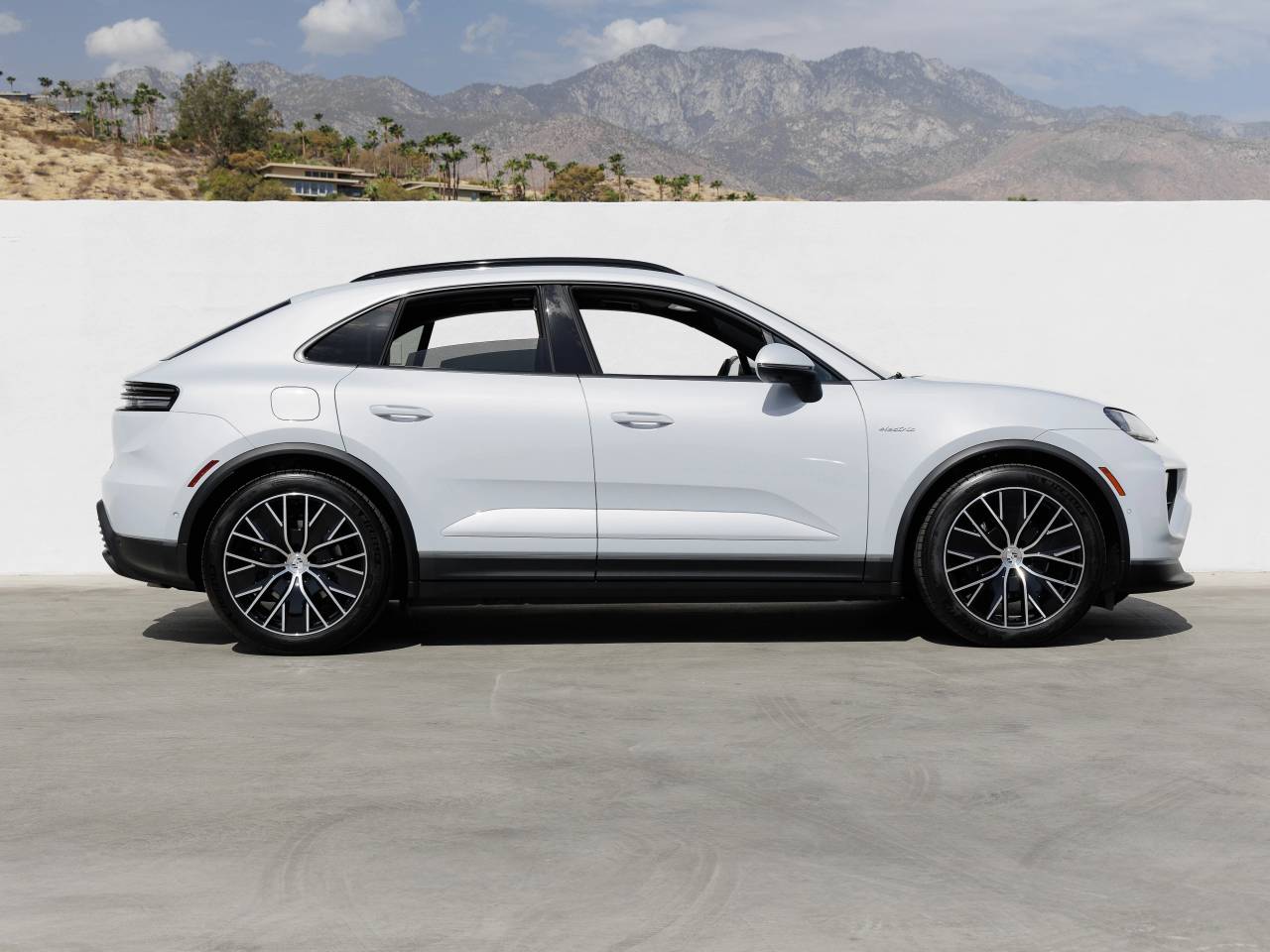 2026 Porsche Macan Macan 4 Electric