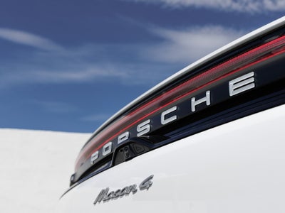 2026 Porsche Macan Electric 4