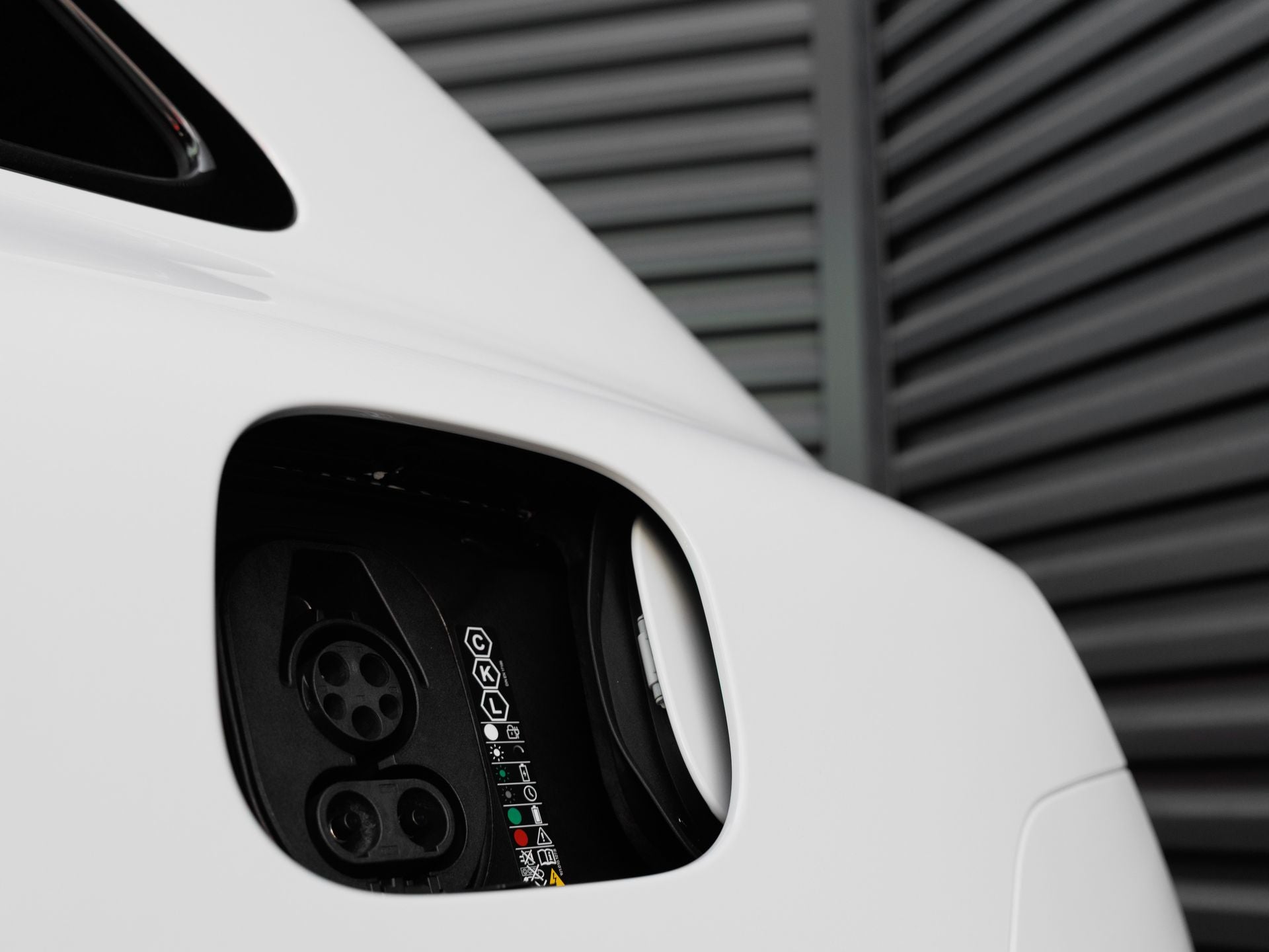 2026 Porsche Macan Electric 4