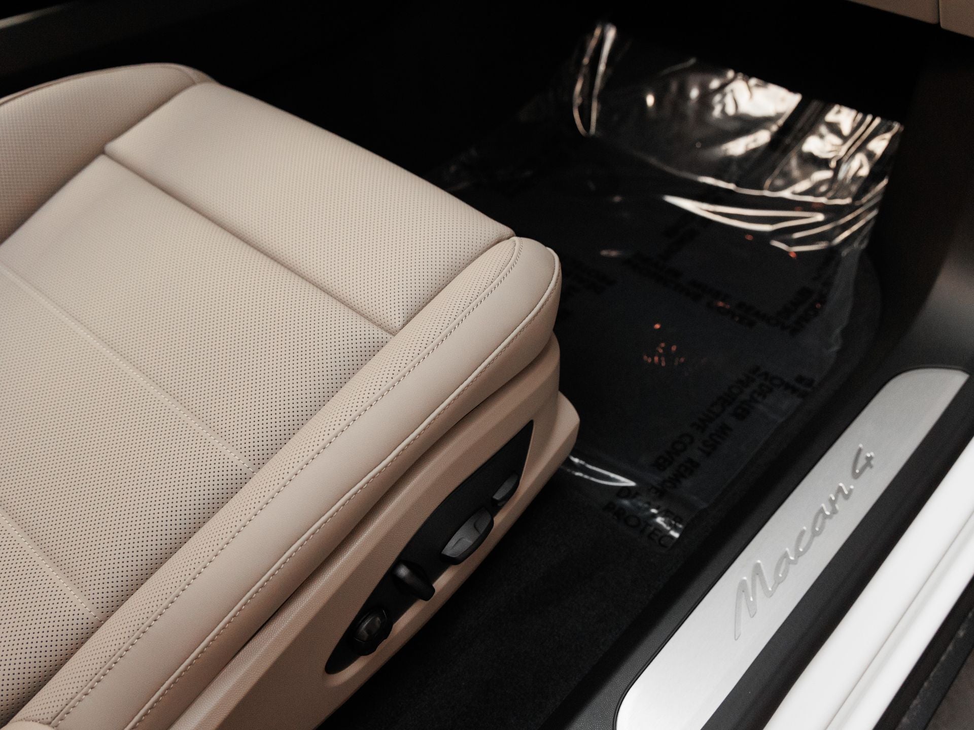 2026 Porsche Macan Electric 4