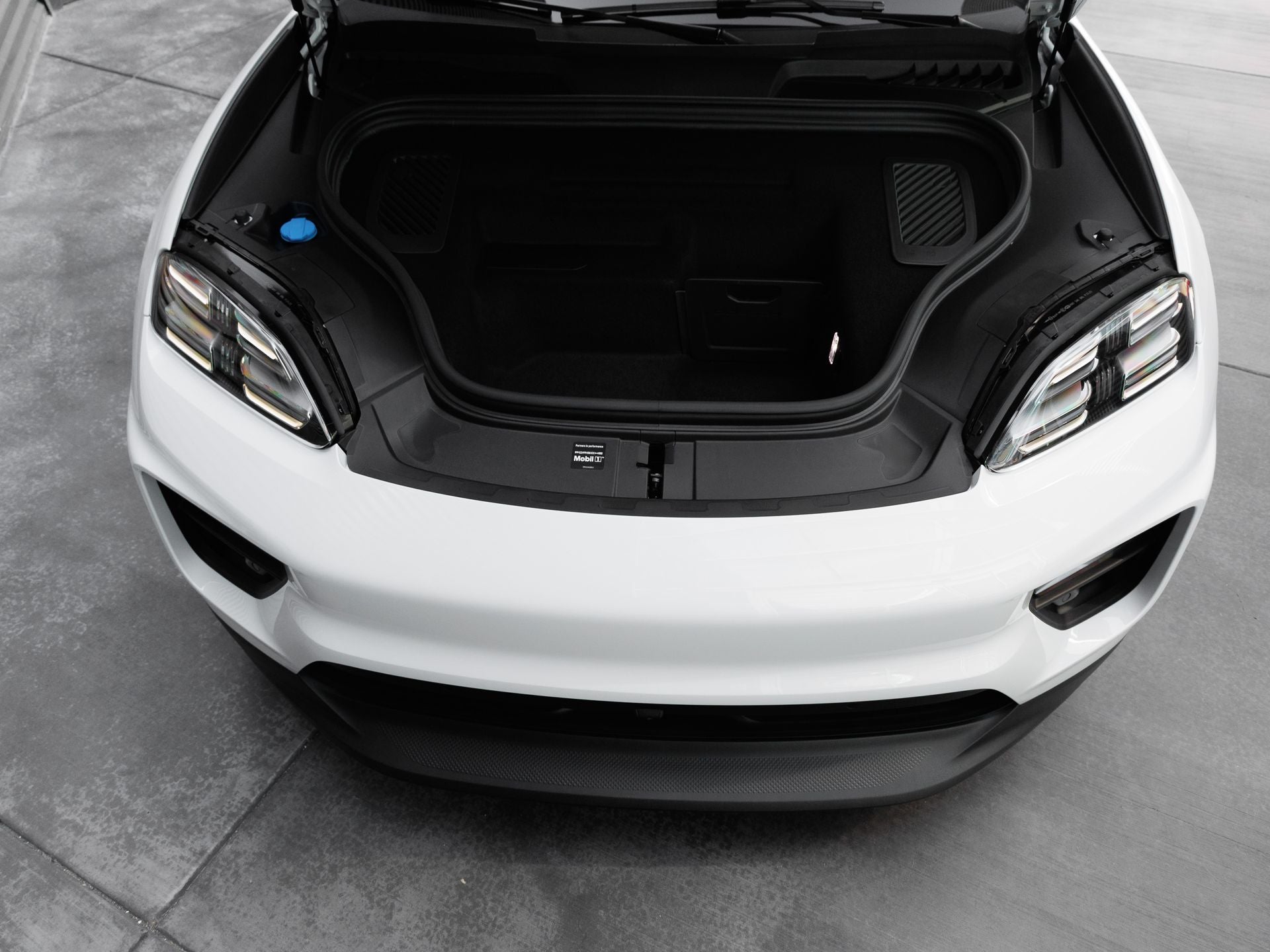 2026 Porsche Macan Electric 4