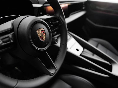 2026 Porsche Macan Macan 4 Electric