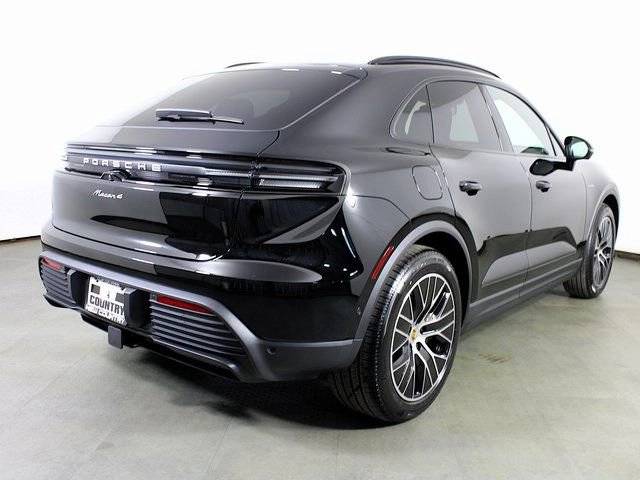 2026 Porsche Macan Macan 4 Electric