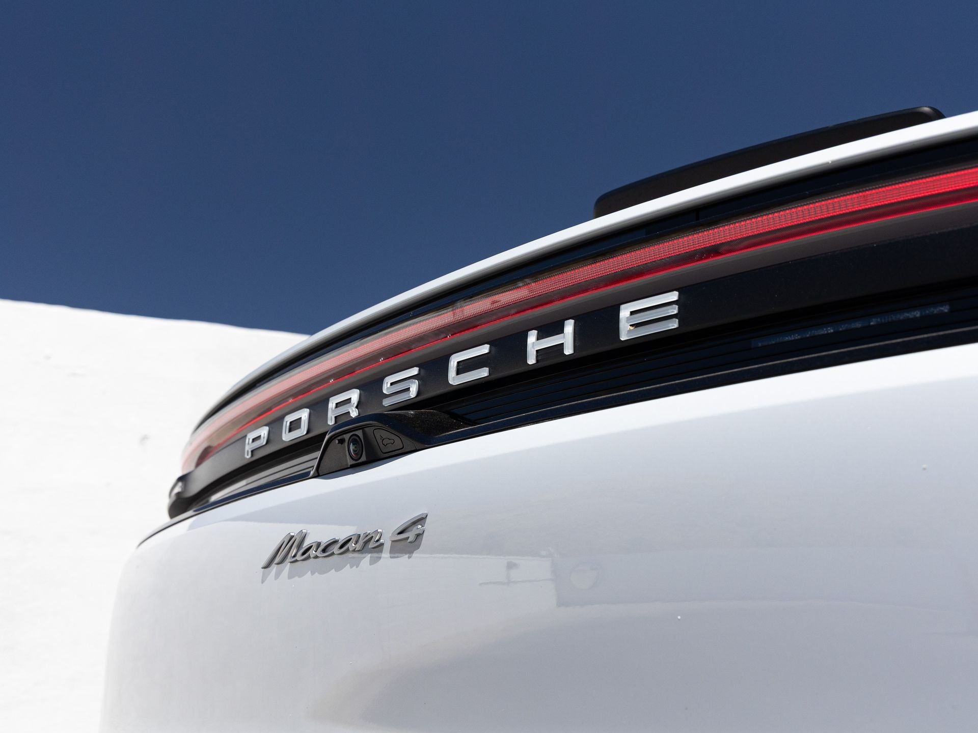 2024 Porsche Macan 4 Electric