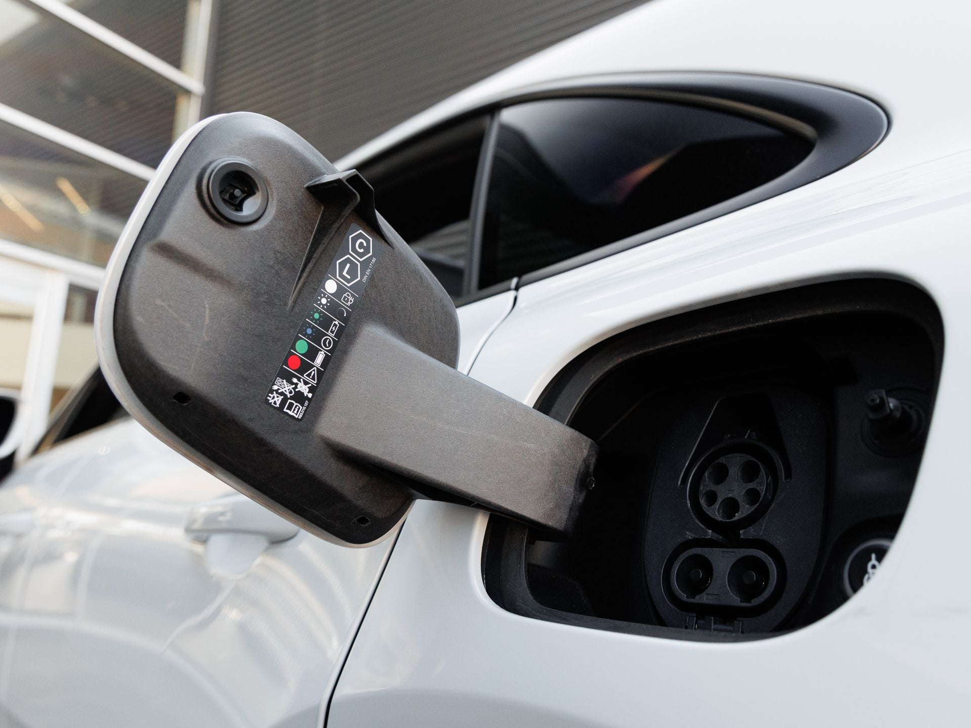 2024 Porsche Macan 4 Electric