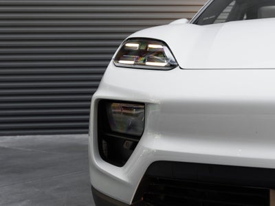 2024 Porsche Macan 4 Electric