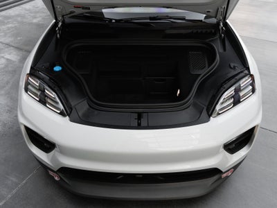 2024 Porsche Macan 4 Electric