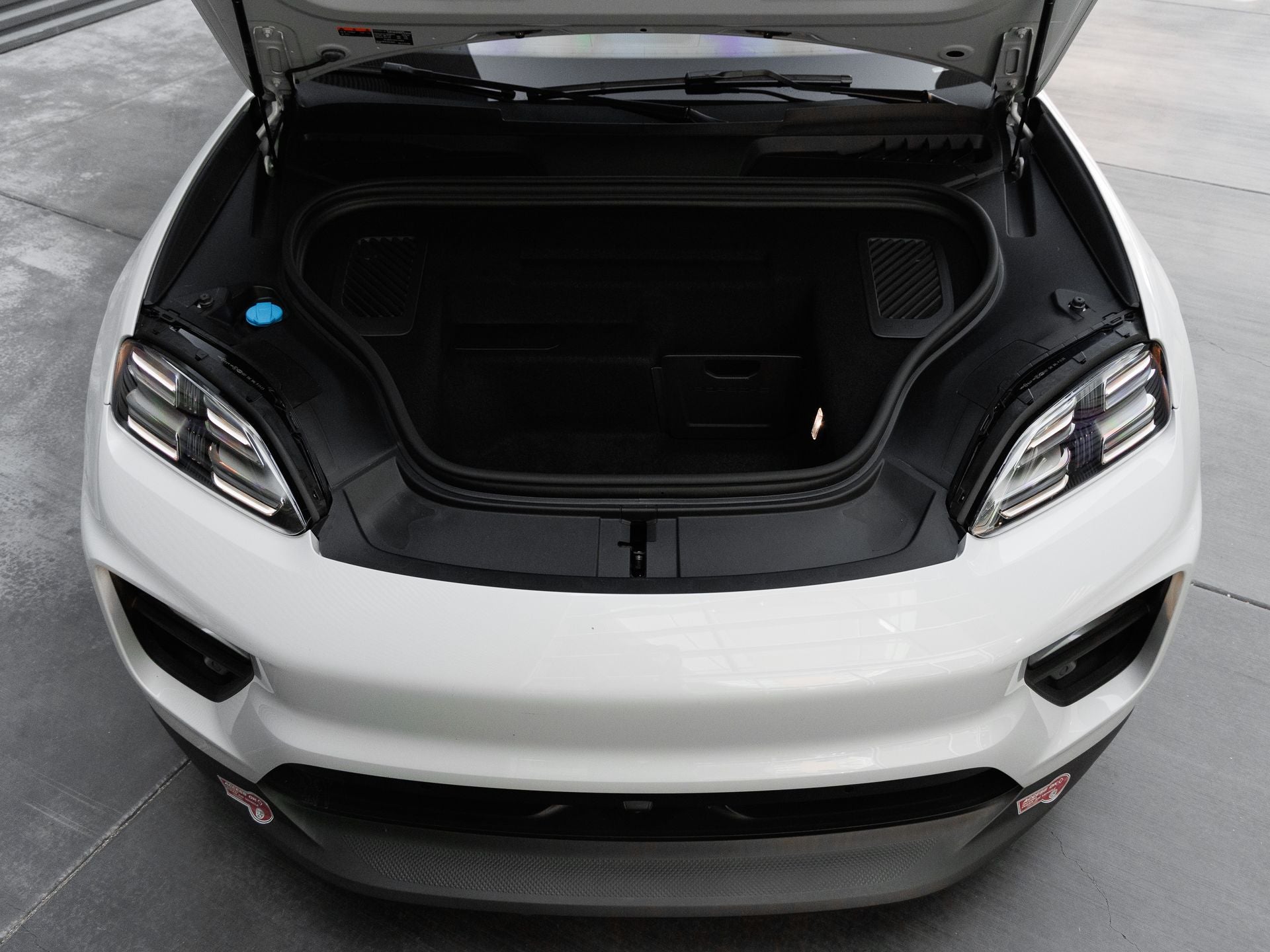 2024 Porsche Macan 4 Electric