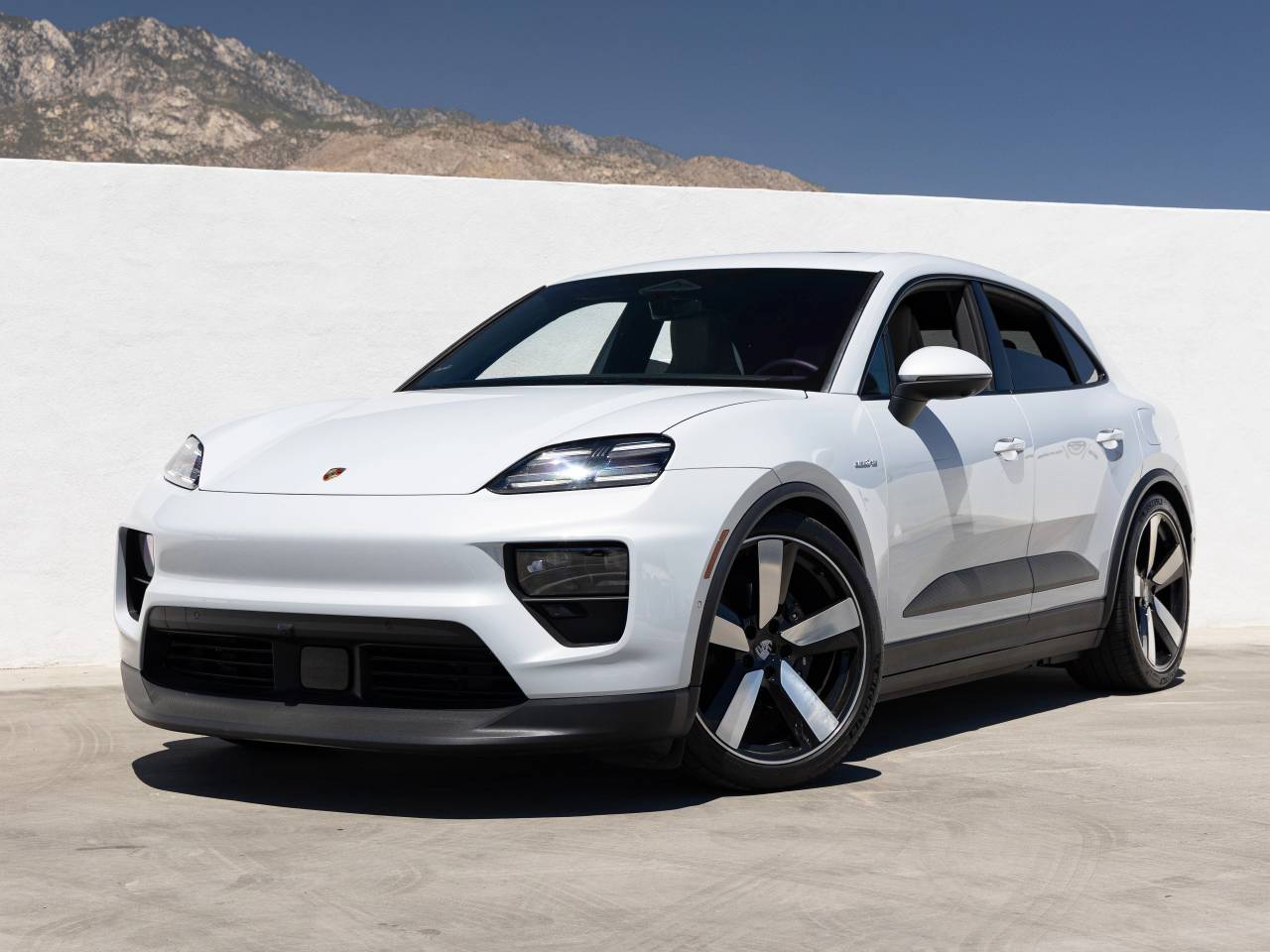 2024 Porsche Macan 4 Electric