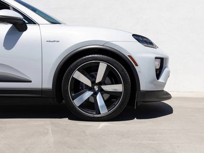 2024 Porsche Macan 4 Electric